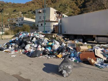 Rifiuti Napoli 6