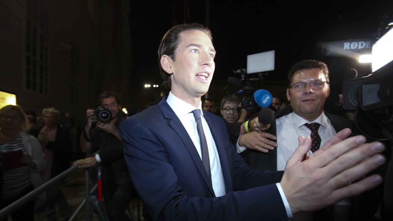 Kurz: "Asse Austria-Germania-Italia contro migranti irregolari"