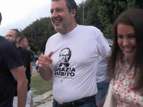 Salvini torna in carcere da Roggero: "Gli ho suggerito di scrivere un libro"