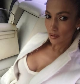 Jennifer Lopez, lato b mozzafiato su Instagram  24