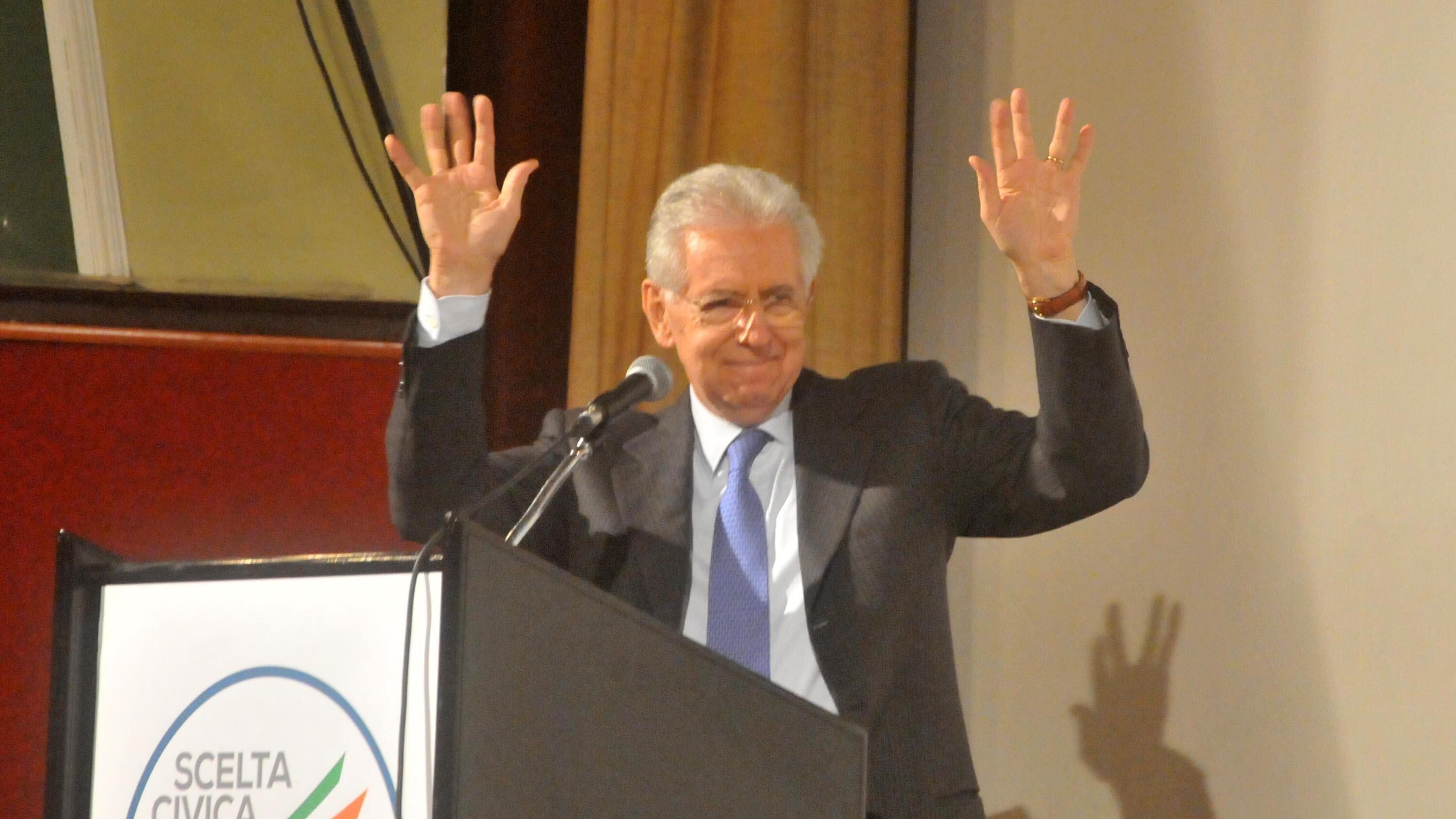 Il pinocchio Monti adesso promette di abbassare le tasse