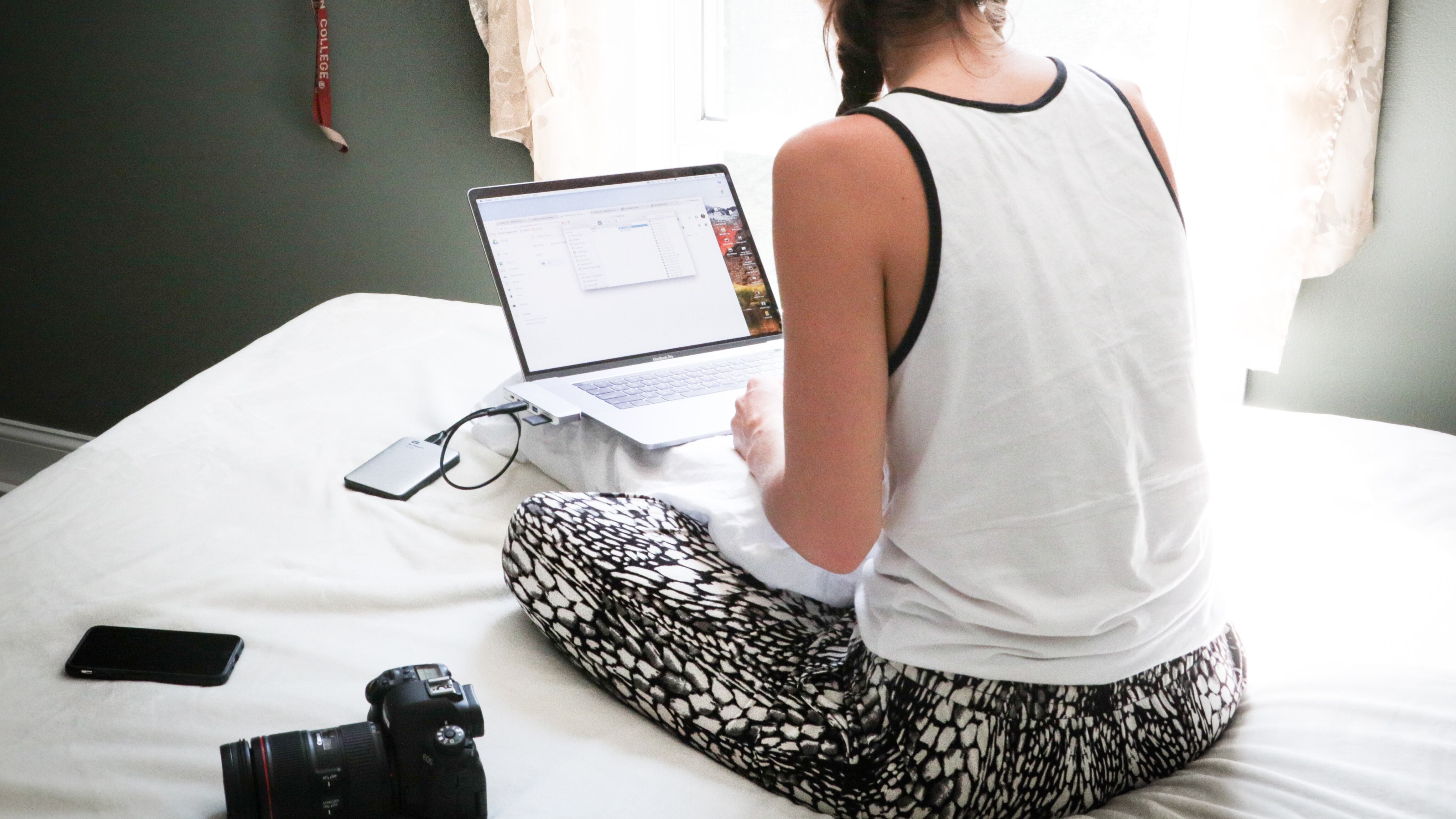 Smart working: perché lavorare dal letto è sbagliato
