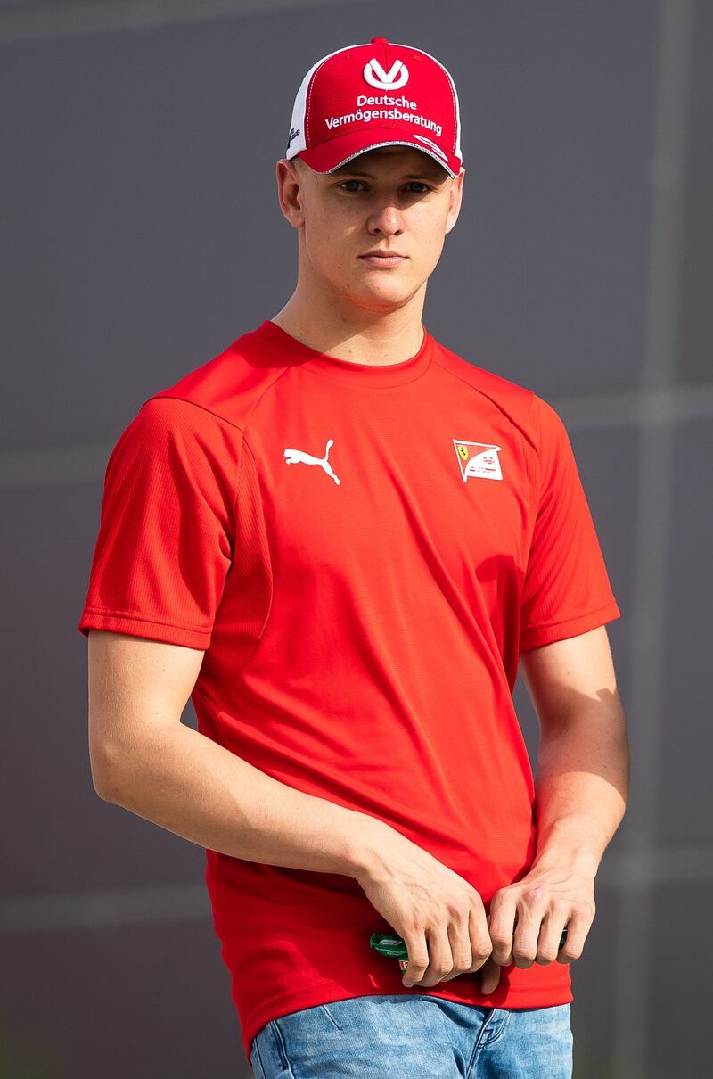 Mick Schumacher gira con la Ferrari SF90: gli scatti del figlio del grande Michael 5