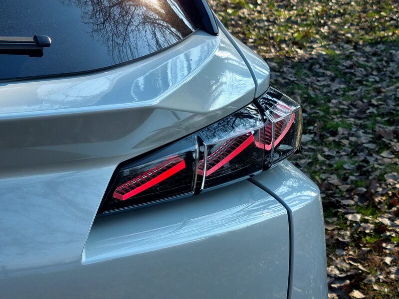 Peugeot 308 SW, guarda le foto 12