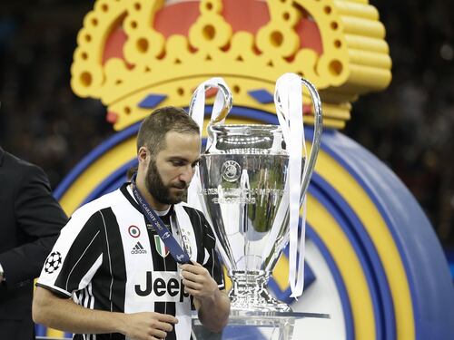 Anastasi attacca Higuain: "Ha sempre qualche chilo di troppo"