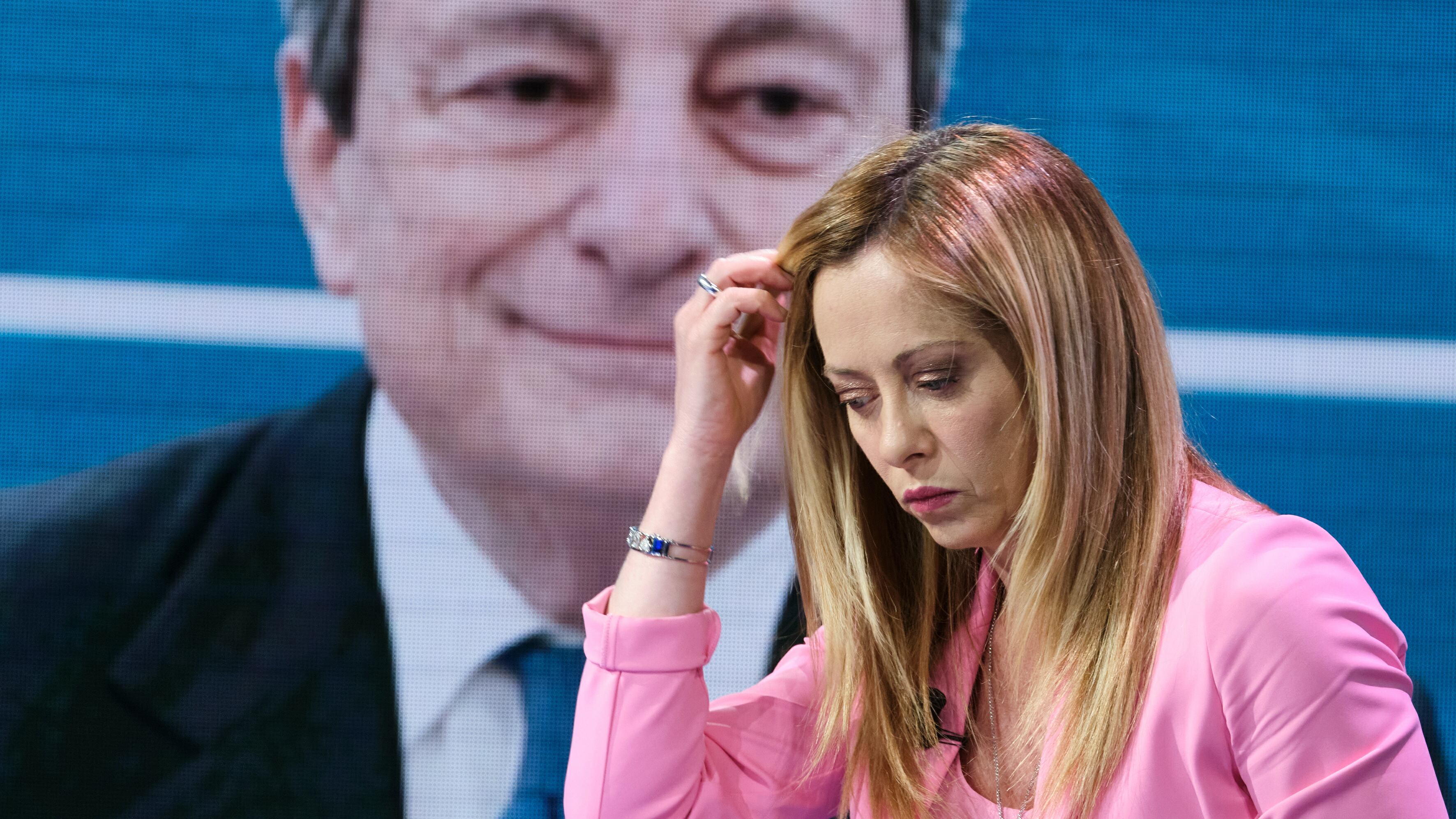 Il sondaggio che sorride alla Meloni. Il Pd in caduta libera