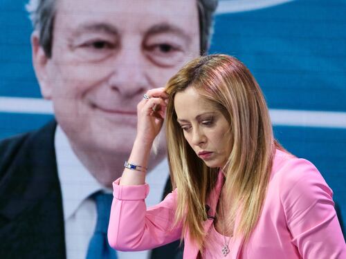 Il sondaggio che sorride alla Meloni. Il Pd in caduta libera