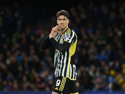 Juventus, ecco quanto è costata a Vlahovic l'espulsione contro il Genoa