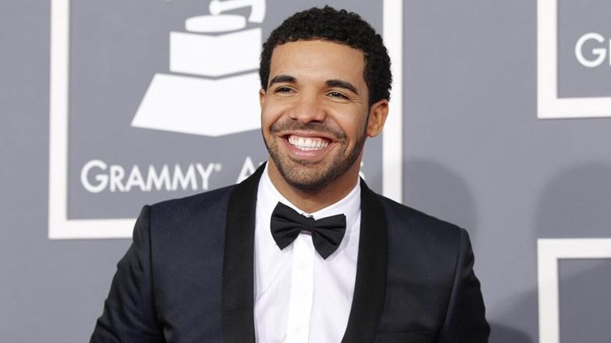 Drake si traveste dall'attore porno Ron Jeremy