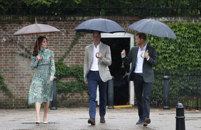 William e Harry al memoriale di Lady D 8