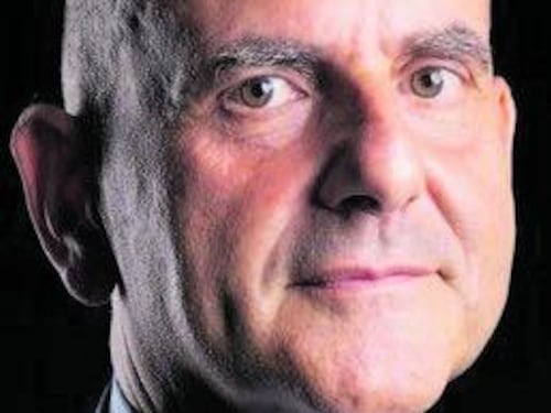 Alberto Pellai: "È l'effetto social: i ragazzini credono di essere supereroi"