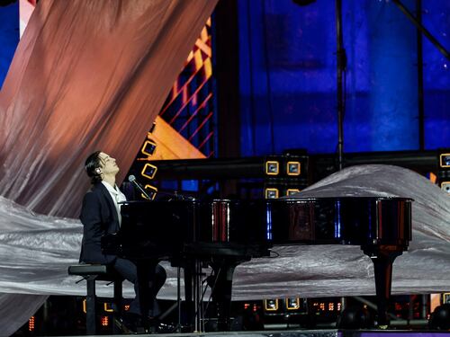 Chi è Lorenzo Salvetti, vincitore di Amici 2026: dal liceo musicale a X Factor, fino alla vittoria