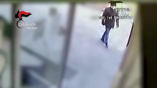 Rapina una farmacia ma dimentica la ricetta intestata alla moglie sul bancone 3