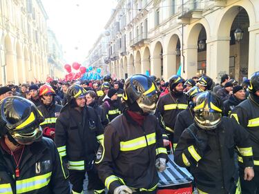 Cortei e scioperi a Torino: in piazza CGIL e UIL 8