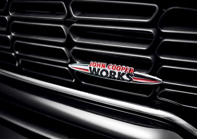 MINI John Cooper Works Paceman 8