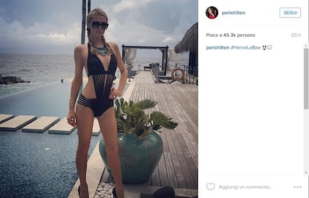 Paris Hilton, compleanno sexy su un'isola da sogno: foto 20