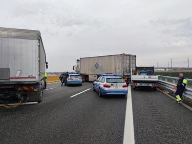 Tentato assalto a un portavalori sulla A4 Milano-Torino 2