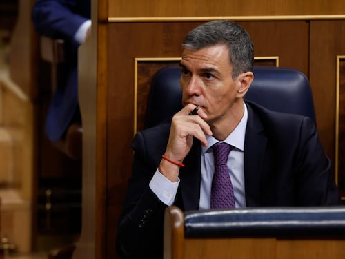 Ceuta, il Financial Times punge Sanchez: “La crisi migratoria mostra la leva di Rabat su Madrid”