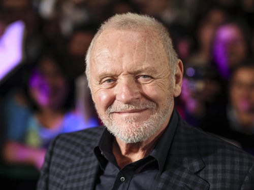 Anthony Hopkins, Vecchio, bianco, assente e antipatico. Ma bravissimo