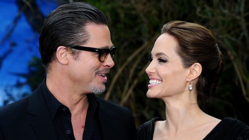 Angelina Jolie e il divorzio da Brad Pitt continua ad essere rimandato