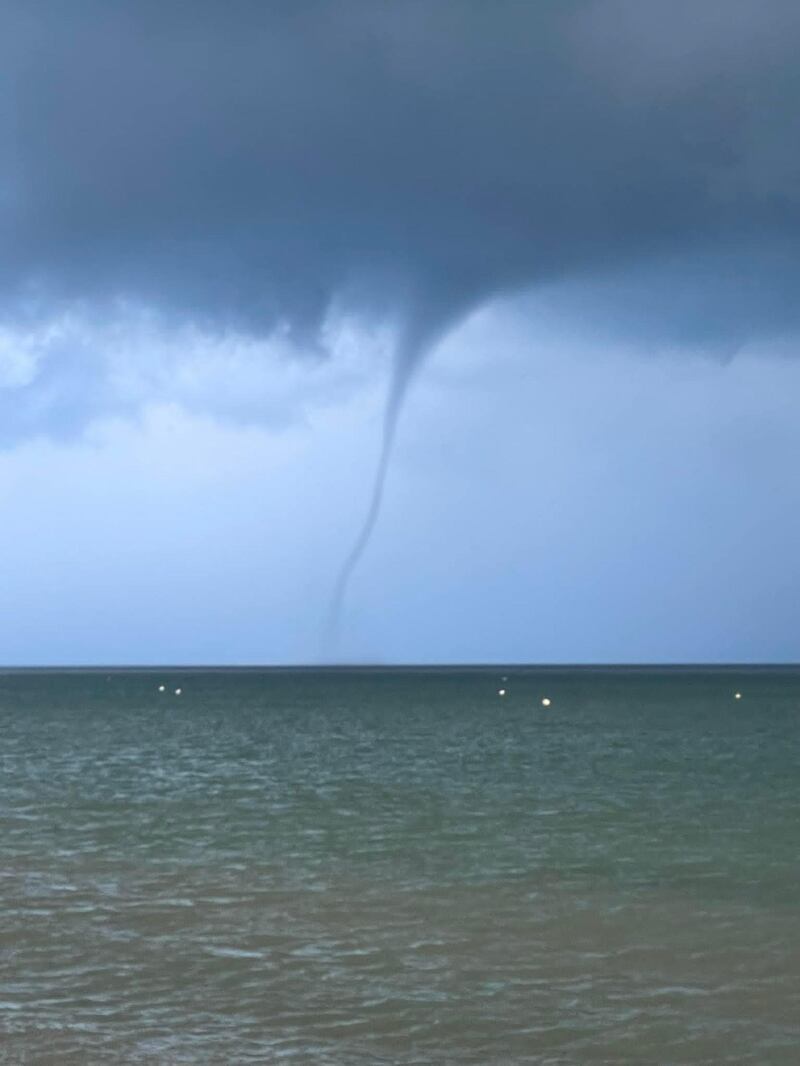 Tromba d'aria sul lago di Garda 6