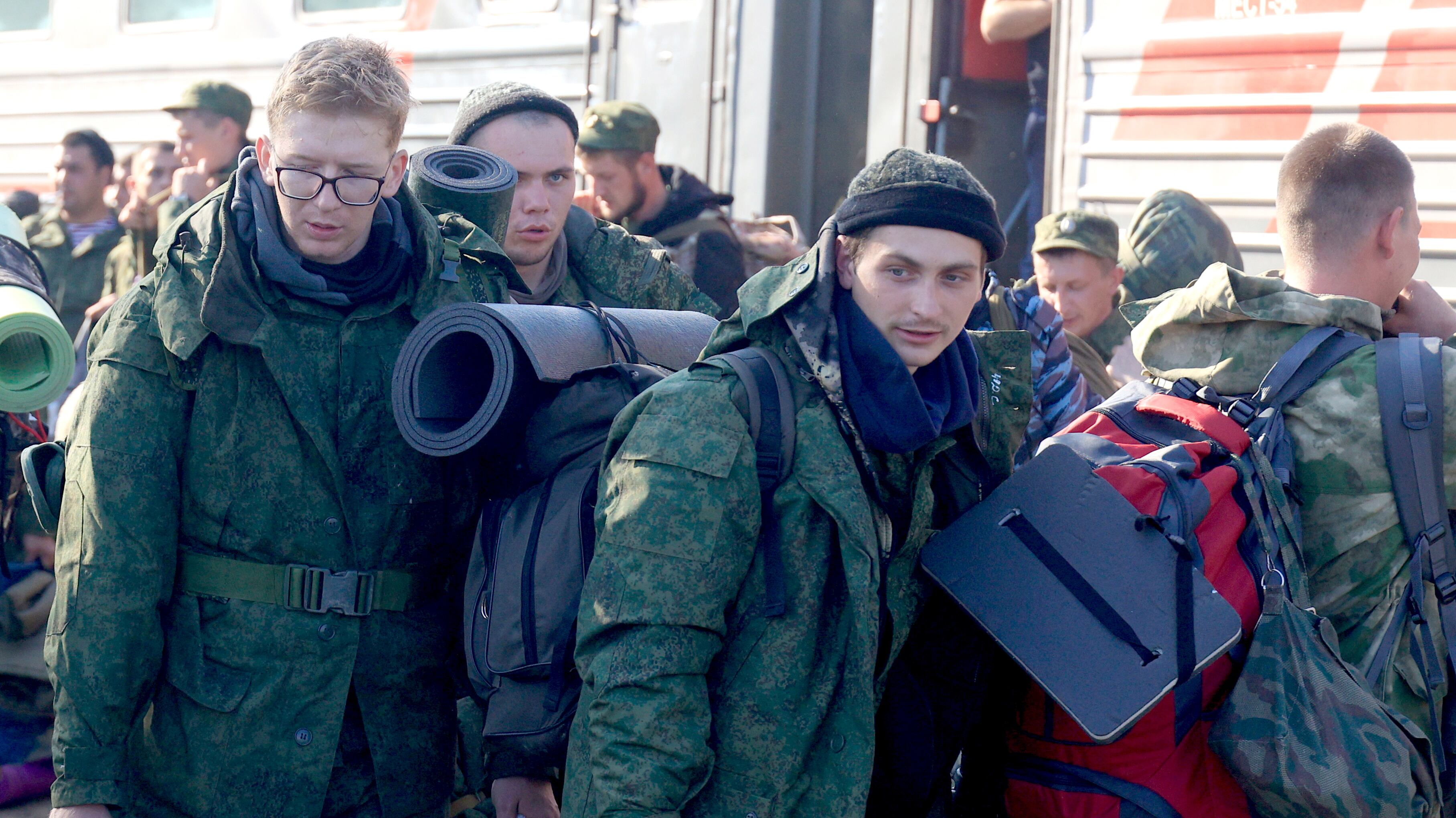 Russia, nuova chiamata alle armi: così Putin può schierare le reclute in Ucraina