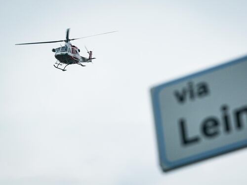 Prima dello schianto un altro incidente: aereo esce fuori pista e si ribalta