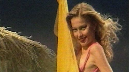 "20 euro per un fotogramma del film inedito di Moana Pozzi"