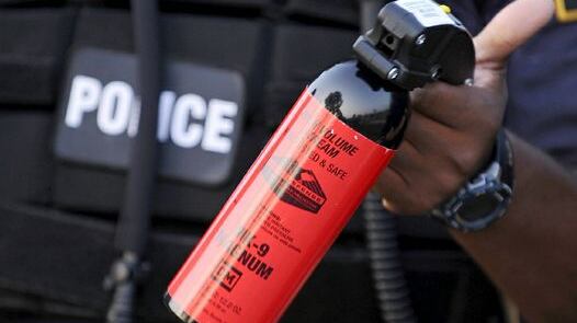 Germania: il prodotto più venduto dell’anno è lo spray al peperoncino
