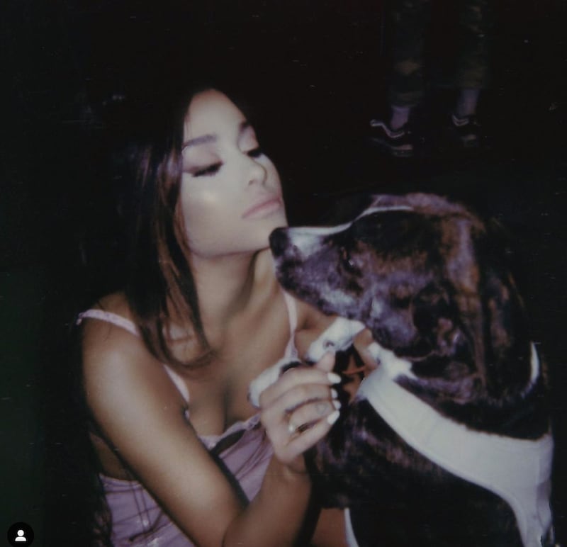 Ariana Grande sexy su Instagram 6