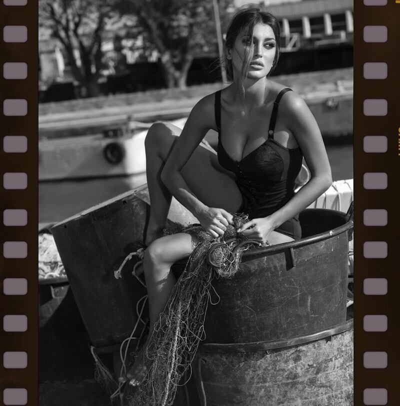 Cristina Buccino, ecco la sua estate sexy 15