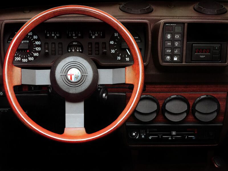 Alfa Romeo Alfetta, le immagini 19