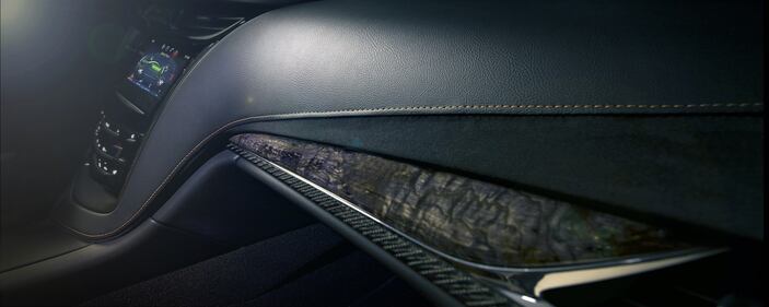 Cadillac ELR 13