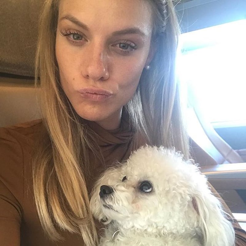 Angela Robusti si prende la scena su Instagram 6