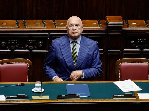 “Ti butto dentro una R4”. La minaccia choc delle Br contro Nordio a Roma