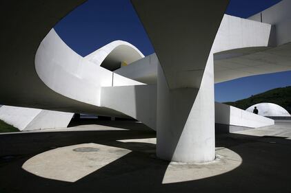 Le "visioni" di Niemeyer 12
