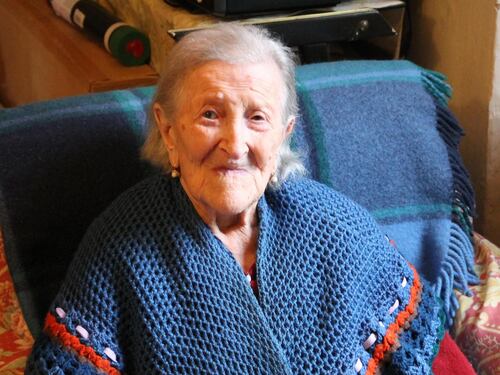 La nonna che ha "vissuto" tre secoli: è italiana la donna più anziana del mondo