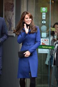 Kate Middleton, bella e glam in blu in Scozia 41