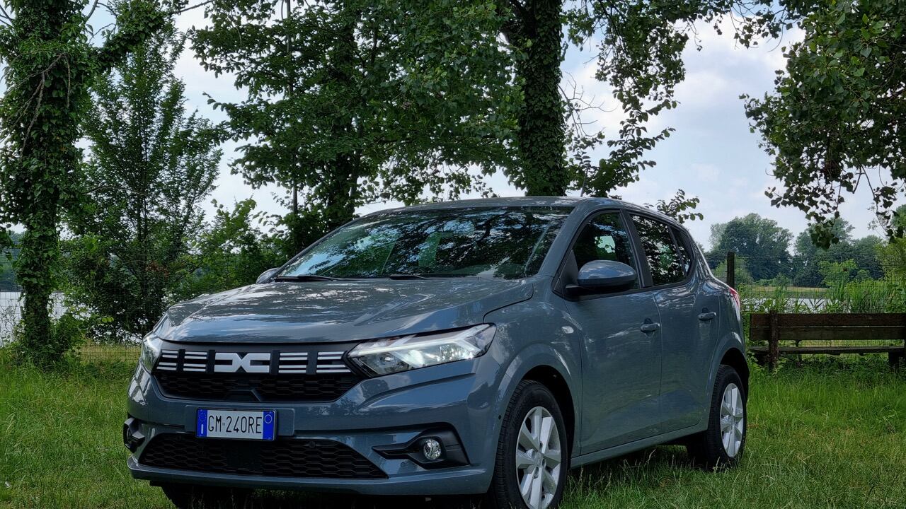 Dacia Sandero Streetway GPL: oltre 1.000 km di autonomia per la citycar da soli 12.500 euro