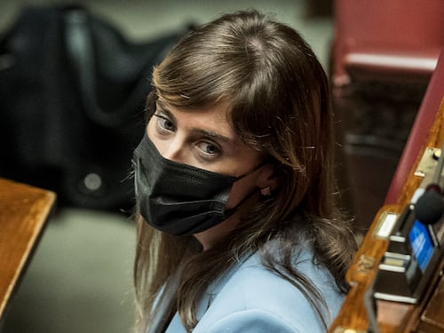 "Dovrebbe stare attenta...". Quell'avvertimento di Davigo alla Boschi
