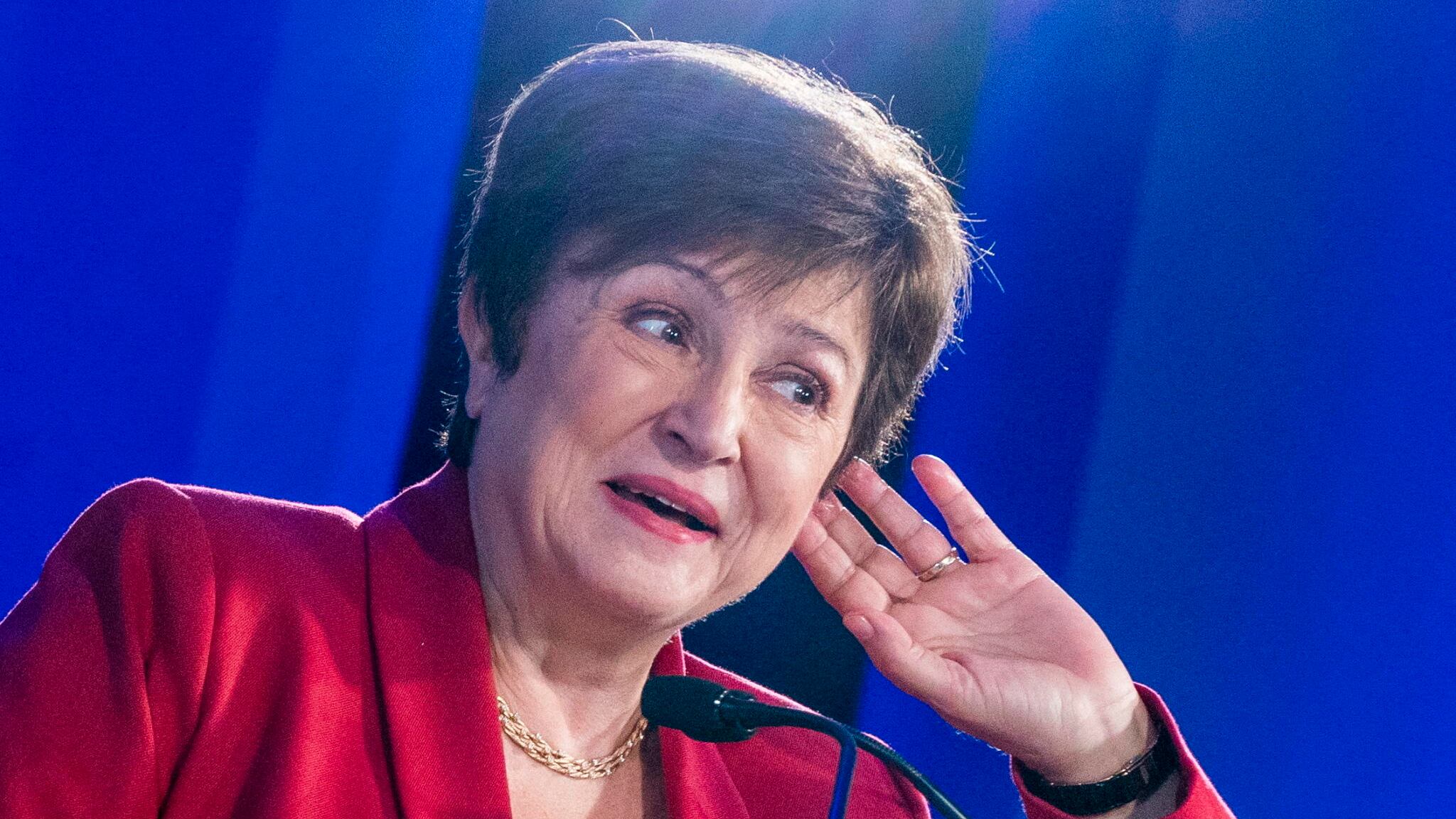 Fmi: "L'Italia migliora sul deficit"