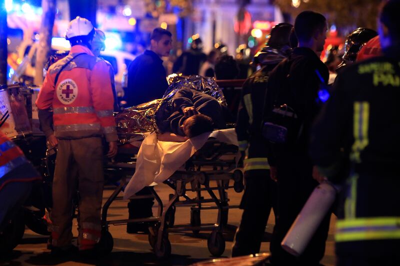 Il massacro dell'Isis a Parigi 10 anni fa 12