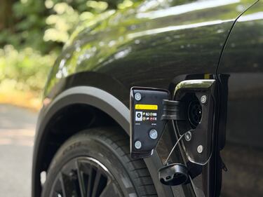 Lynk&Co 01 2025: guarda la gallery del nuovo SUV plug-in 9
