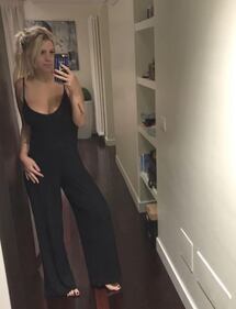 "Senza tette non hai il paradiso". ​Lo scatto hot di Wanda Nara 5
