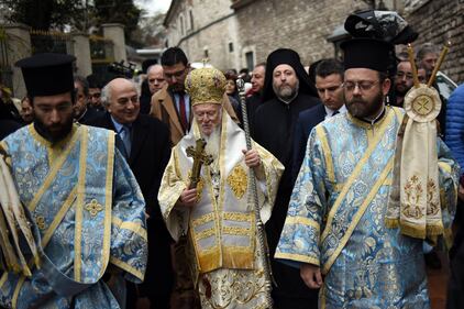 Così le chiese ortodosse celebrano l'Epifania a Istanbul 10