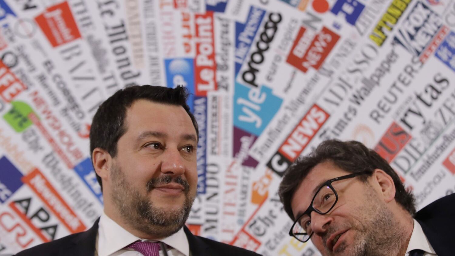 Tentazione centro, Lega dilaniata