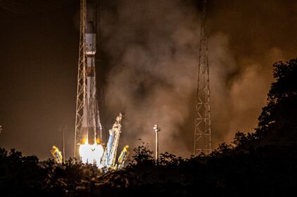 Il lancio del razzo Soyouz, che manda i satelliti ad osservare i pianeti vivibili 4