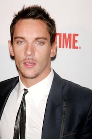 Jonathan Rhys-Meyers: rehab inutile, ancora vittima dell'alcool 13