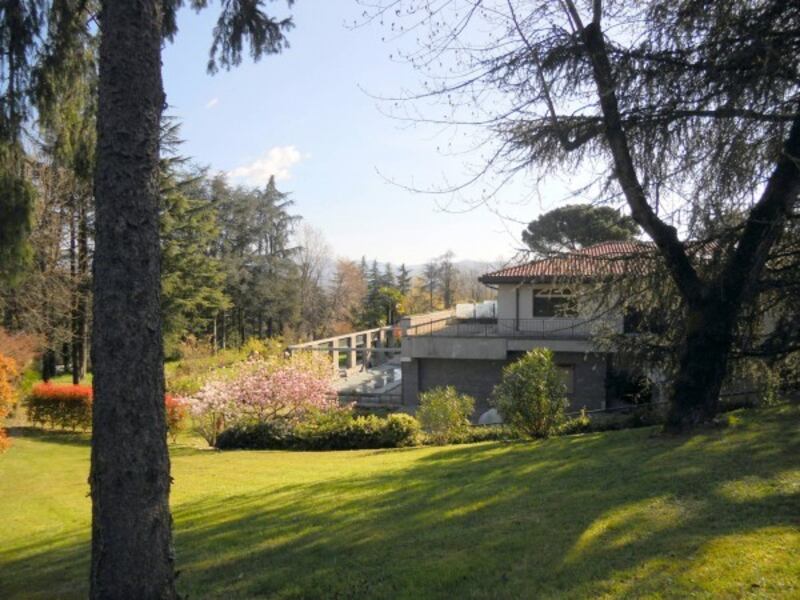Ramazzotti e la Hunziker mettono in vendita la casa 6
