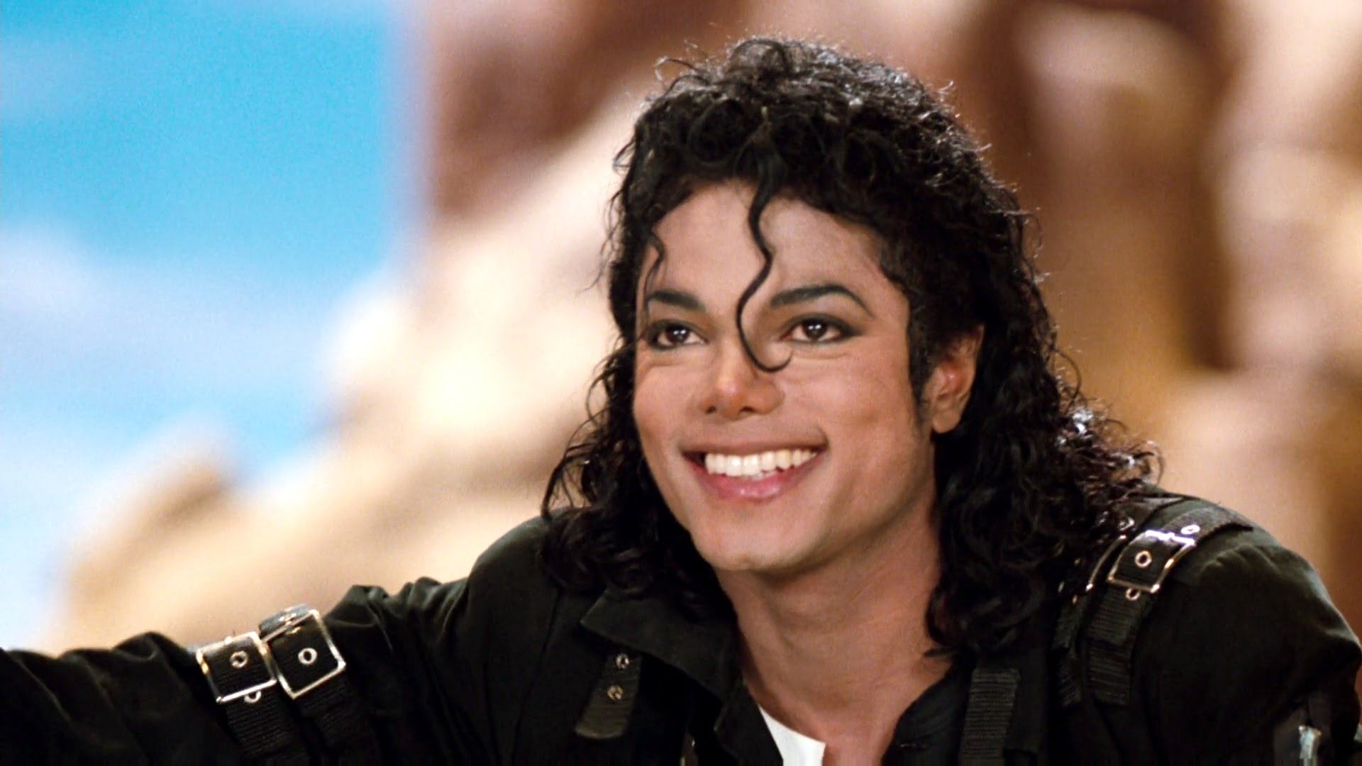 "Michael Jackson fu violentato in famiglia". Parla l'uomo condannato per la morte del Re del pop